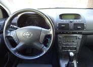 Toyota Avensis 31