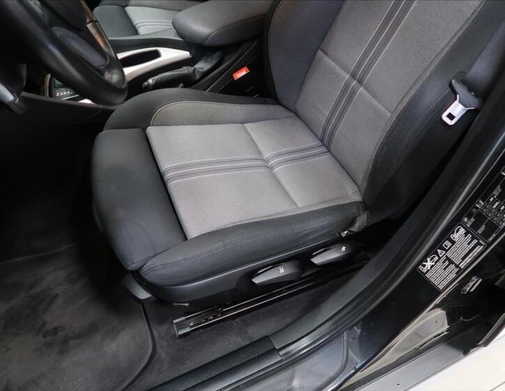 BMW X1 21