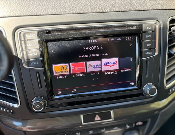 Volkswagen Sharan 16