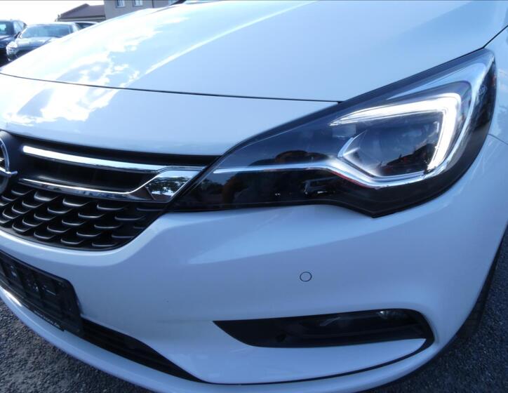 Opel Astra 4