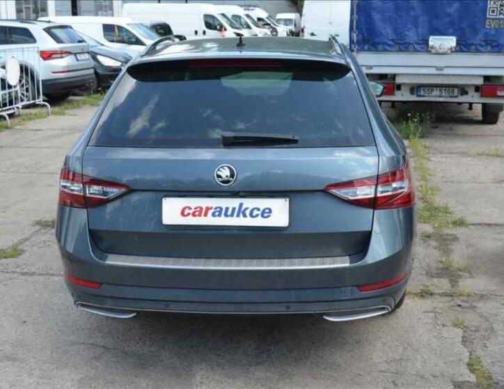 Škoda Superb 5
