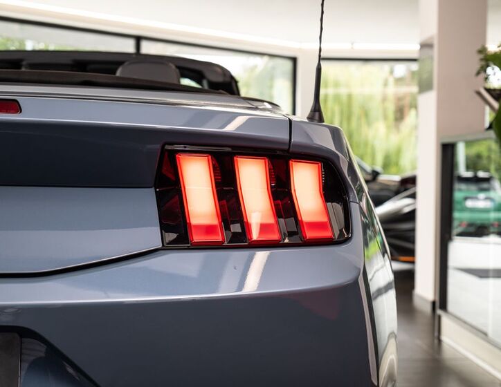 Ford Mustang 20
