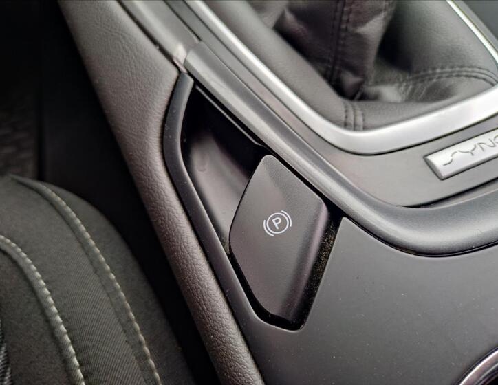 Ford Mondeo 41