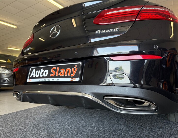 Mercedes-Benz Třídy E 9