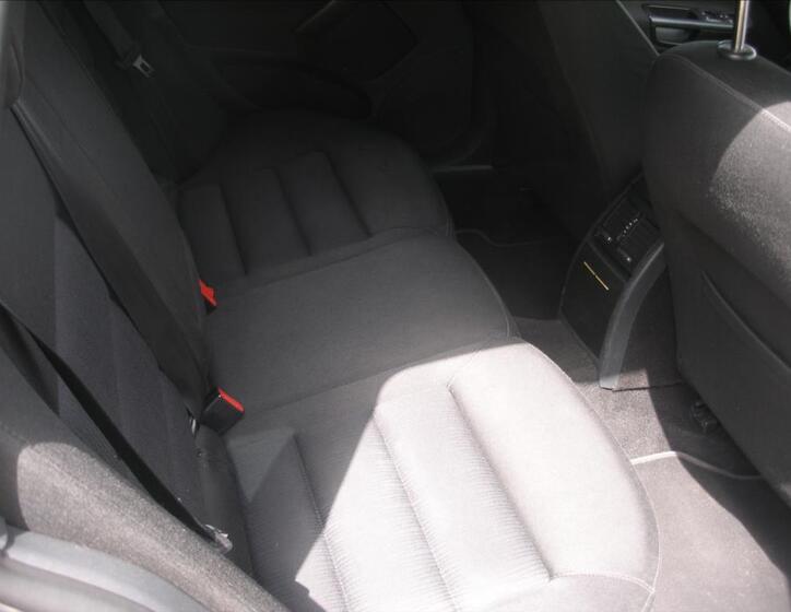 Škoda Octavia 9