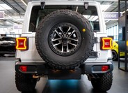 Jeep Wrangler 5
