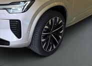 Volvo XC90 6