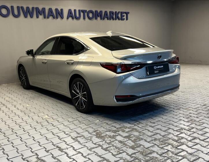 Lexus ES 300 13