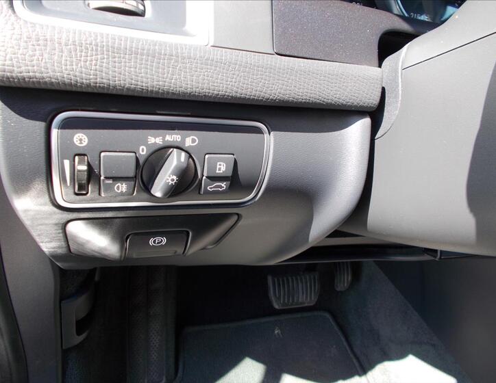 Volvo XC60 25
