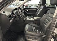 Volkswagen Touareg 20