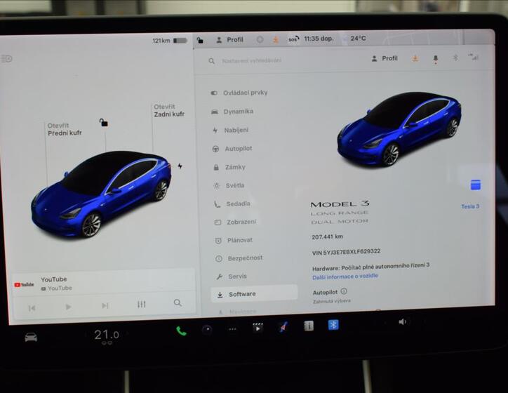 Tesla Model 3 23