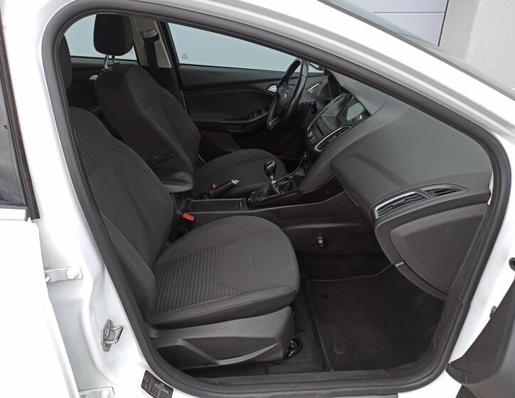 Ford Focus 12