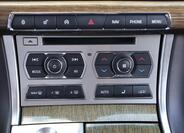 Jaguar XF 30