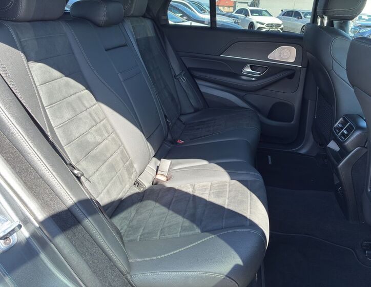 Mercedes-Benz GLE 7