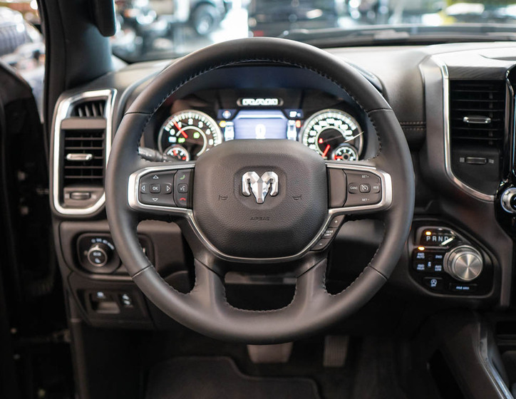 Dodge RAM 18