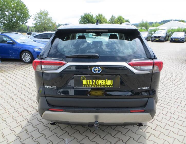 Toyota RAV4 6