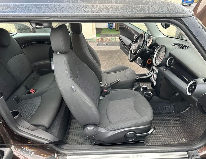 Mini Clubman 12