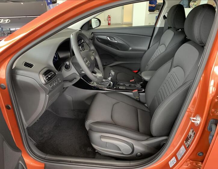 Hyundai i30 26