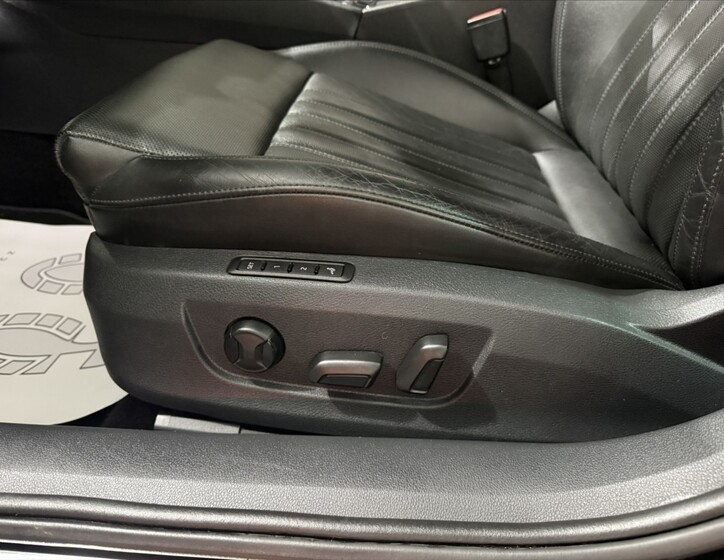Škoda Superb 8