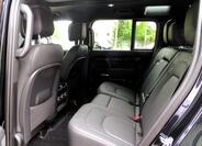Land Rover Defender 28