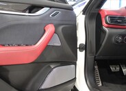 Maserati Levante 10