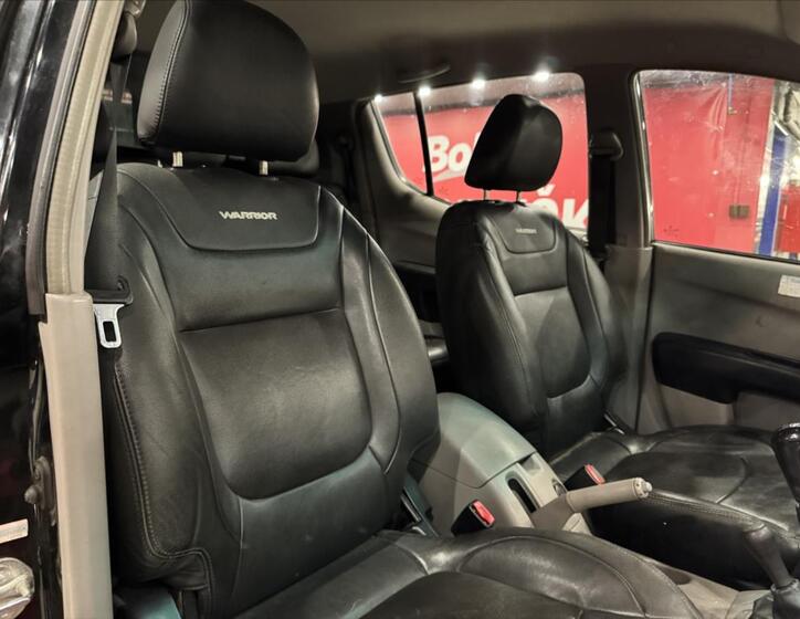 Mitsubishi L200 13