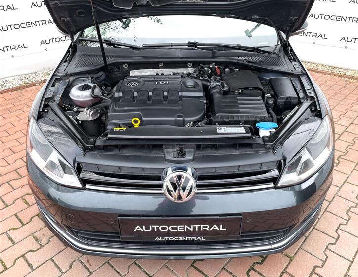Volkswagen Golf 8