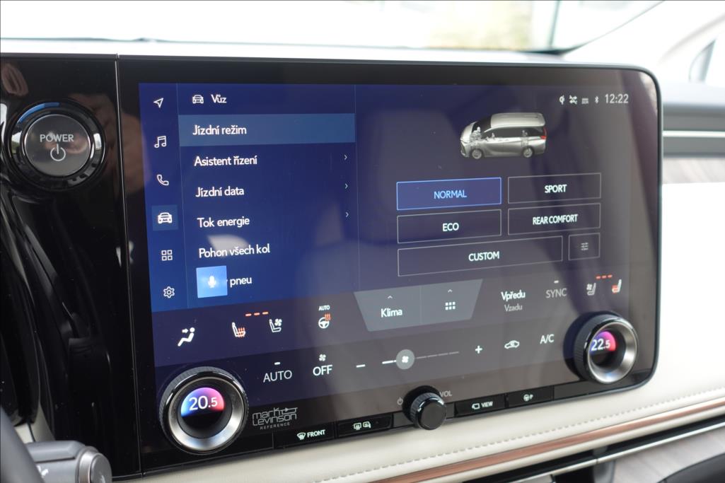 Lexus LM 350h