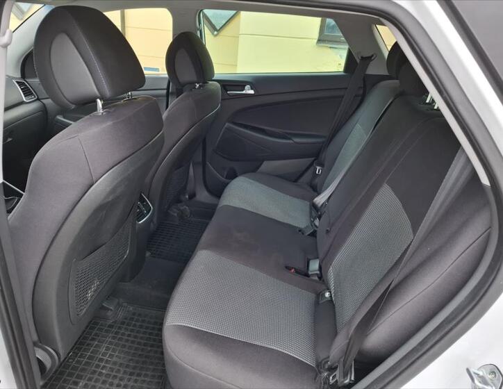 Hyundai Tucson 13