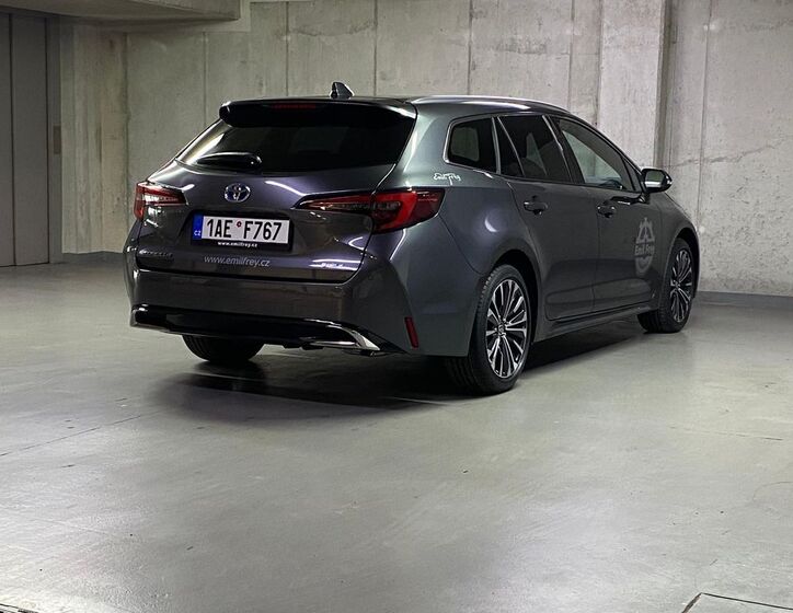 Toyota Corolla 5