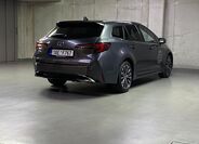 Toyota Corolla 5