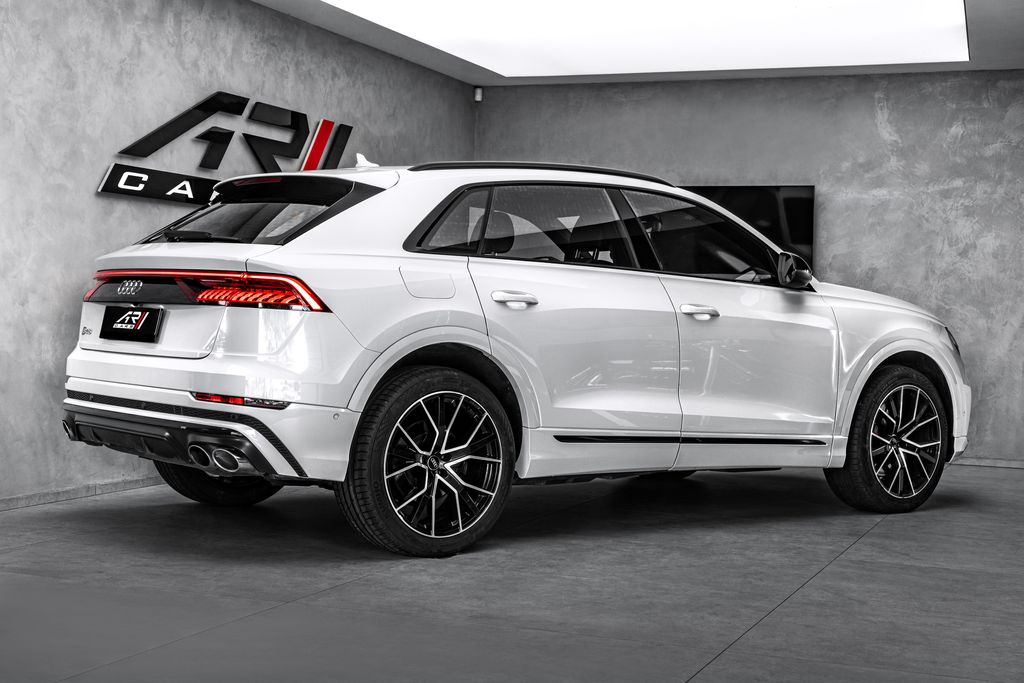 Audi SQ8