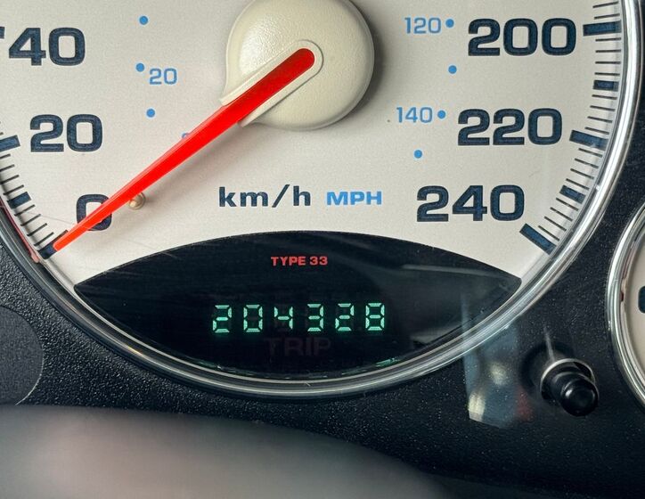 Jeep Cherokee 12