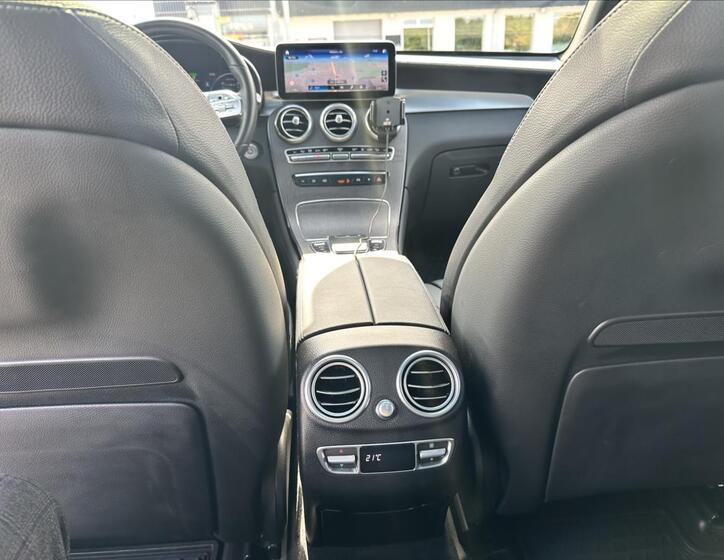 Mercedes-Benz GLC 13