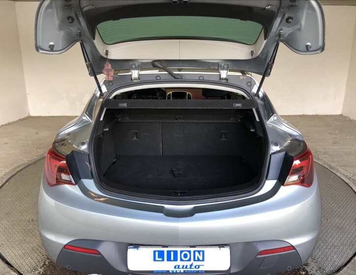 Opel Astra 12