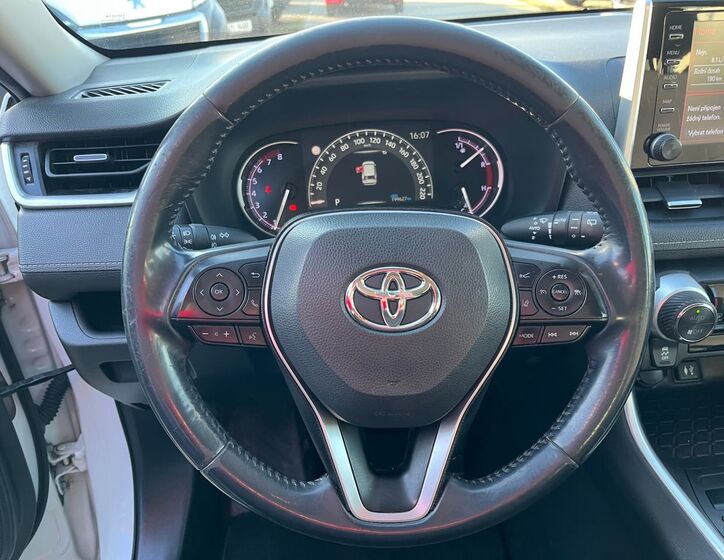 Toyota RAV4 18
