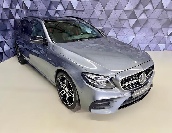 Mercedes-Benz Třídy E 4