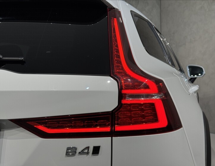Volvo V60 12