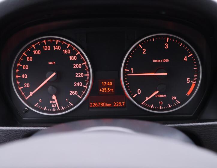 BMW X1 21