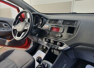 Kia Rio 9
