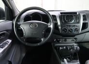 Toyota Hilux 15