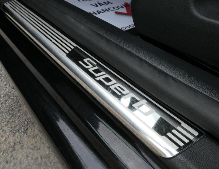 Škoda Superb 31