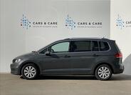 Volkswagen Touran 2