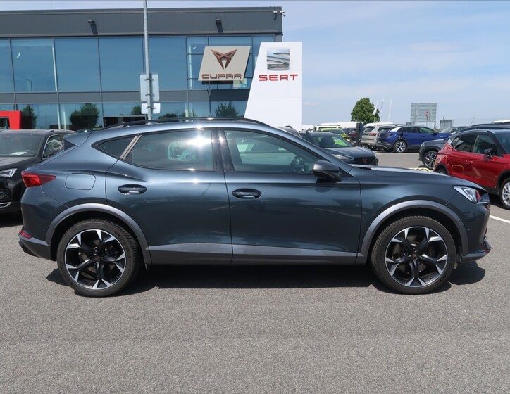 Cupra Formentor 6