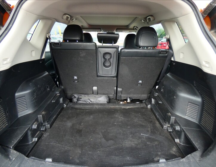 Nissan X-Trail 14