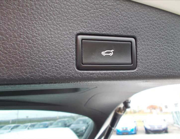 Volkswagen Touareg 16