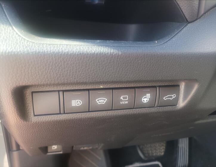 Toyota RAV4 10