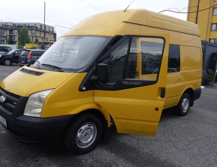 Ford Transit 13