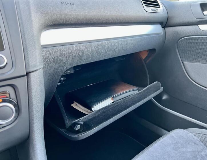 Volkswagen Golf 34