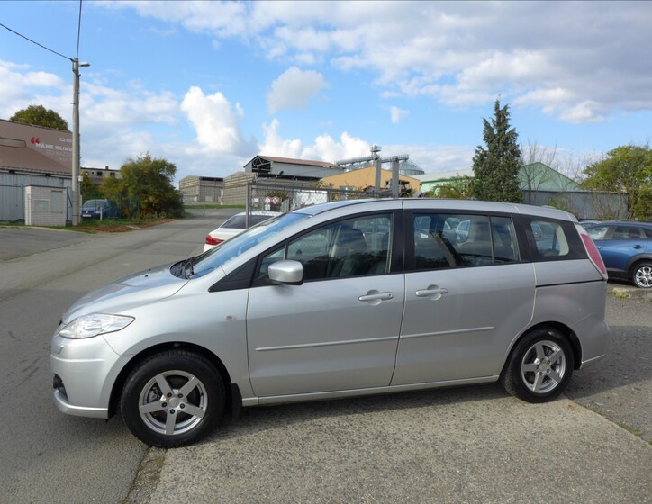 Mazda 5 9